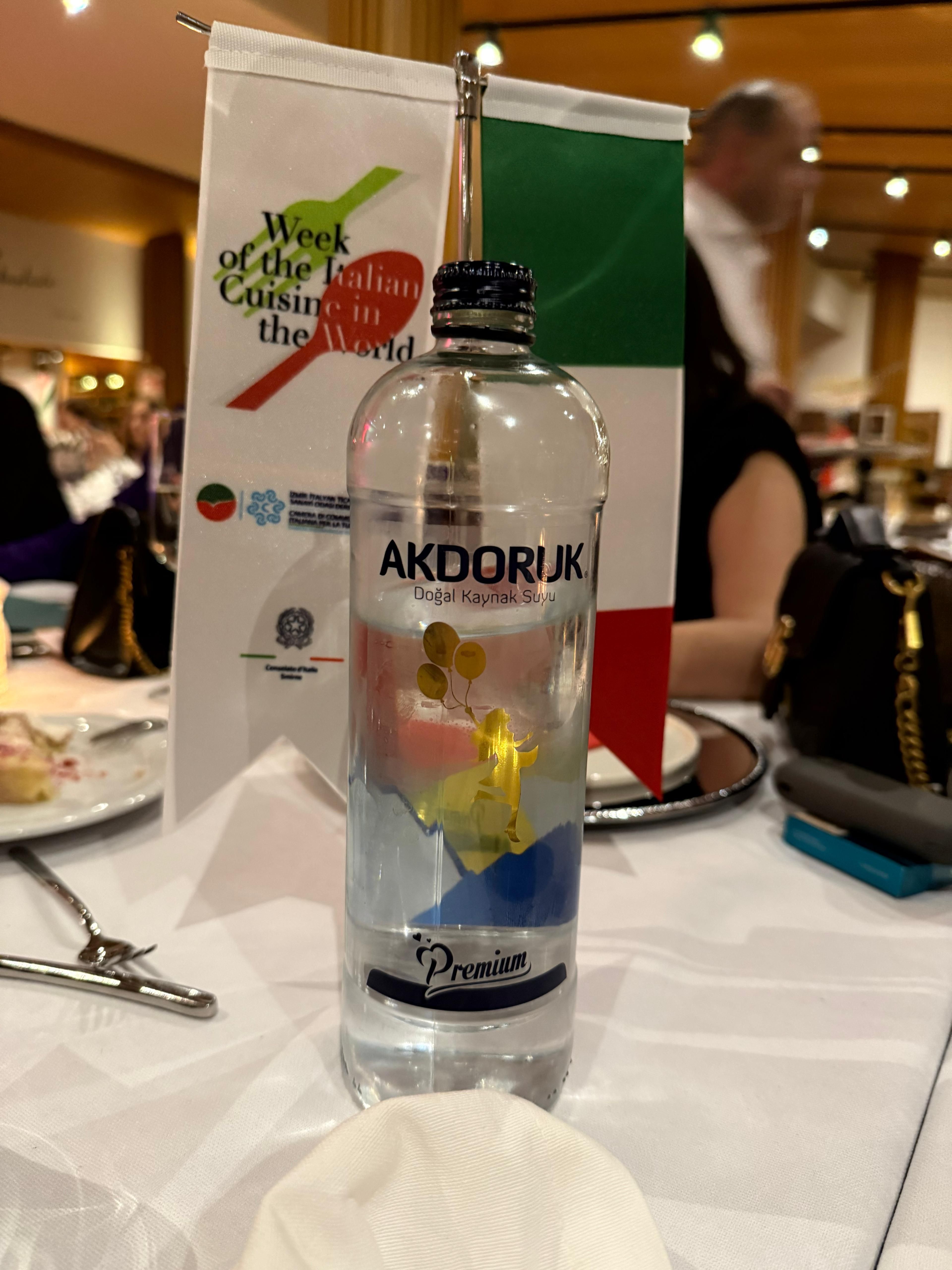 İzmir LA Mahzen’de Düzenlenen IX. İtalyan Mutfağı Haftası Gala Yemeği'ne Su Sponsoru Olduk